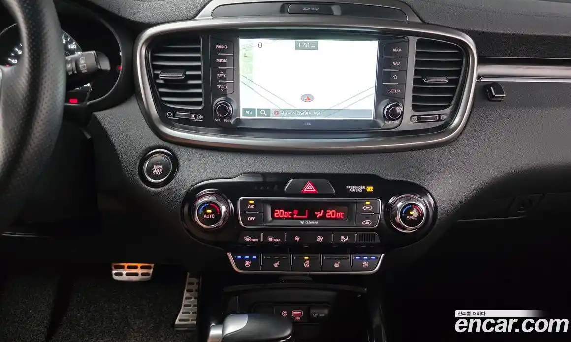 Kia Sorento 2019 2.0 автомат (гидро), фото 24