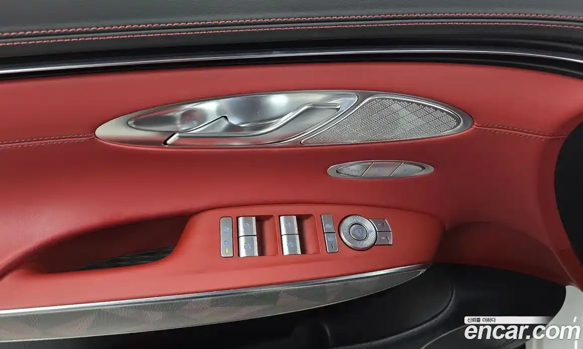 Genesis GV70 2023 2.5 автомат (гидро), фото 26