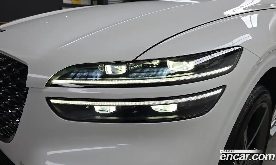 Genesis GV70 2023 2.5 автомат (гидро), фото 8