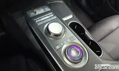 Genesis GV70 2022 2.5 автомат (гидро), миниатюра 9