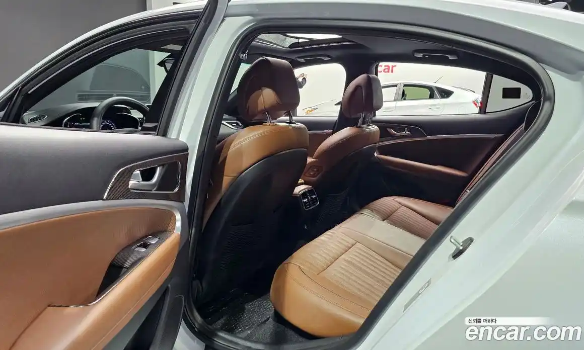 Genesis G70 2019 2.0 автомат (гидро), фото 11