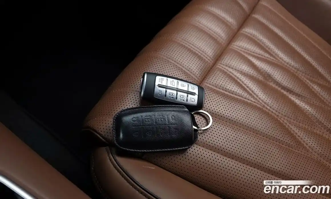Genesis GV70 2021 3.5 автомат (гидро), фото 16