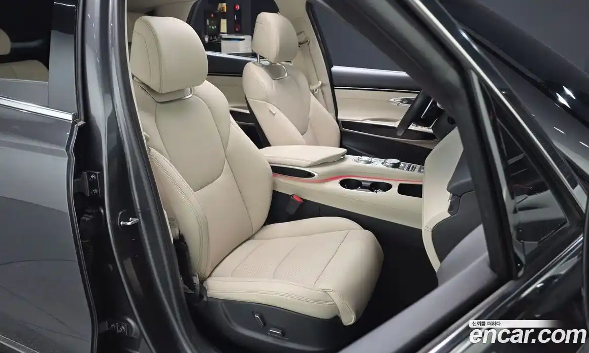 Genesis GV70 2021 2.2 автомат (гидро), фото 12