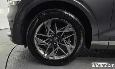 Genesis GV70 2021 2.2 автомат (гидро), миниатюра 4