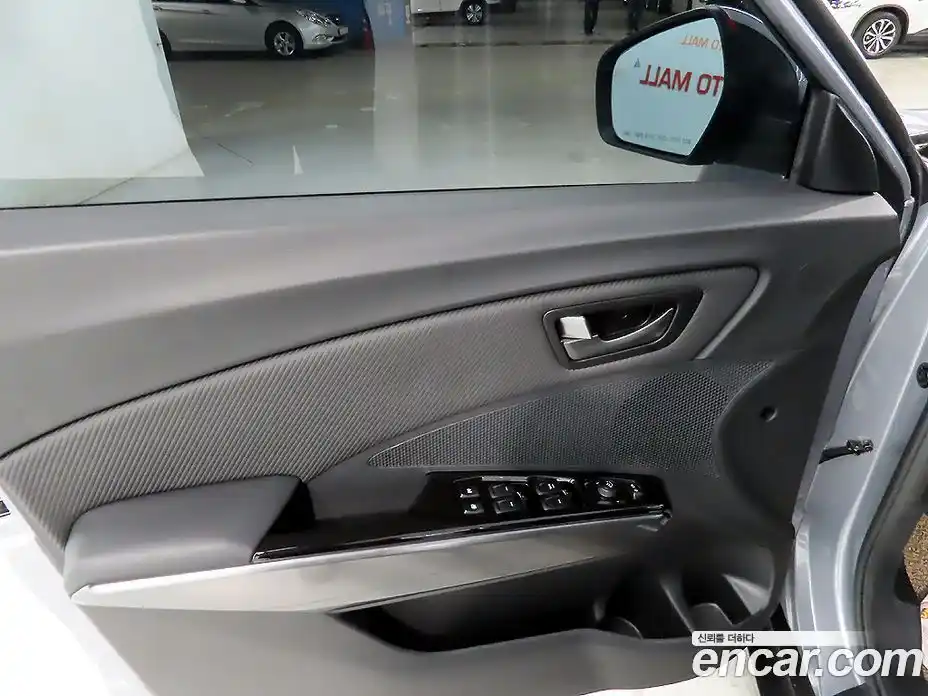 SsangYong TIBOLI 2026 1.6 автомат (гидро), фото 12