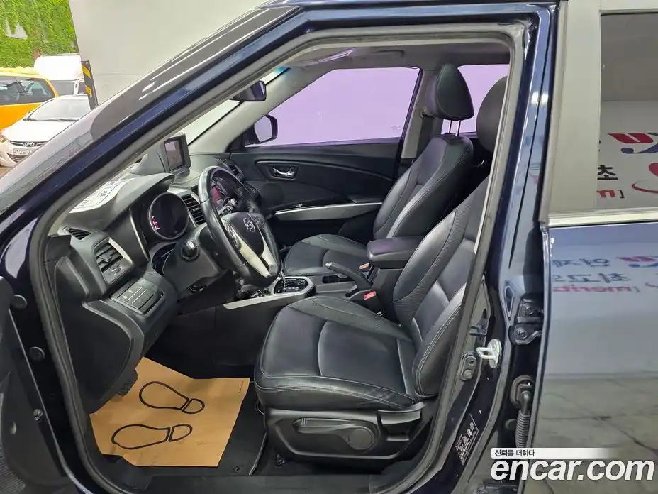 SsangYong TIBOLI 2015 1.6 автомат (гидро), фото 15
