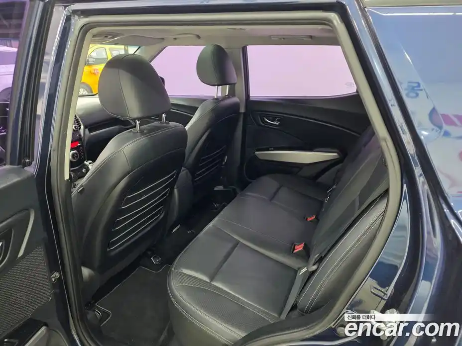 SsangYong TIBOLI 2015 1.6 автомат (гидро), фото 16