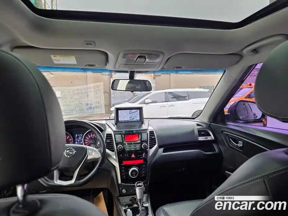 SsangYong TIBOLI 2015 1.6 автомат (гидро), фото 17