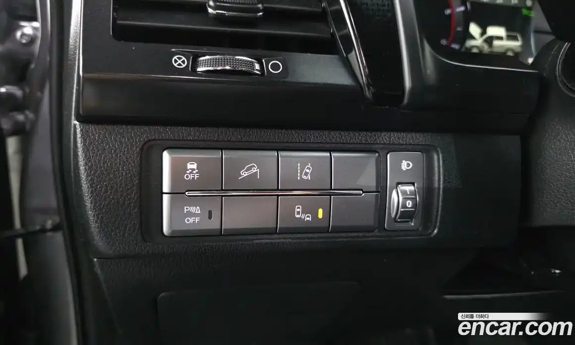 SsangYong Rexton 2021 2.2 автомат (гидро), фото 16