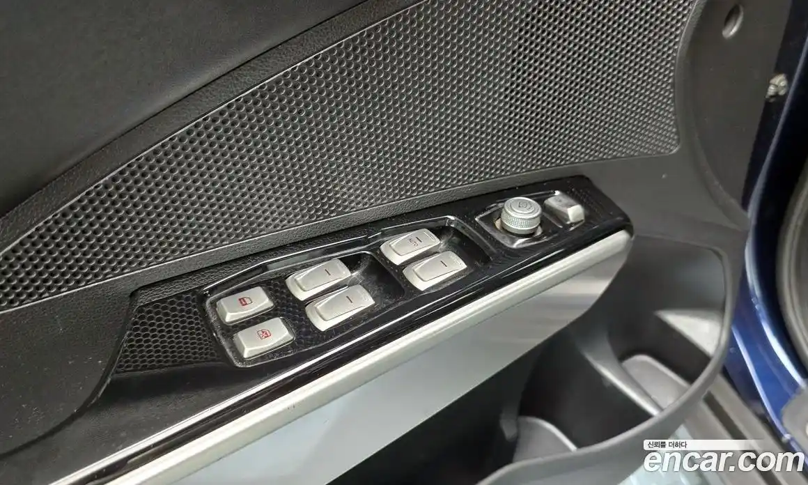 SsangYong TIBOLI 2016 1.6 автомат (гидро), фото 13