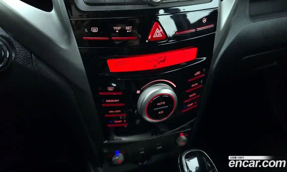 SsangYong TIBOLI 2016 1.6 автомат (гидро), фото 18