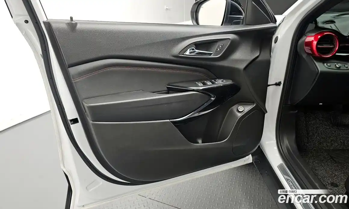 Chevrolet Trax 2024 1.2 автомат (гидро), фото 14
