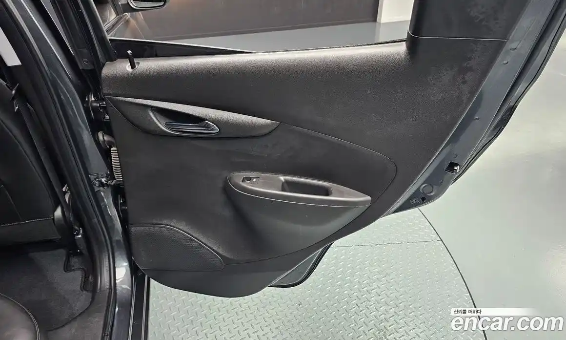 Chevrolet Spark 2019 1.0 автомат (гидро), фото 15