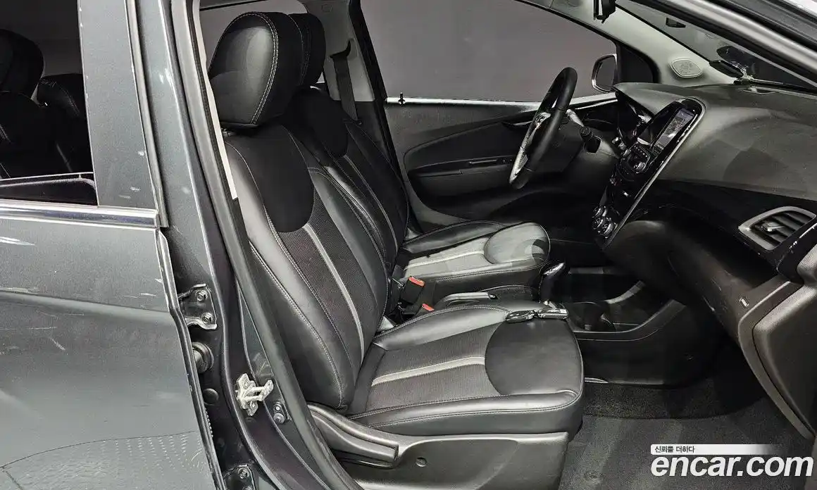Chevrolet Spark 2019 1.0 автомат (гидро), фото 16