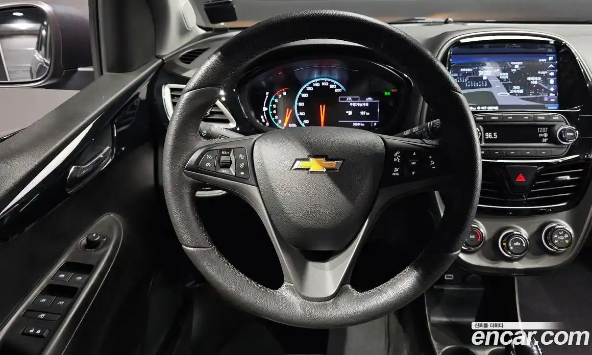 Chevrolet Spark 2019 1.0 автомат (гидро), фото 20