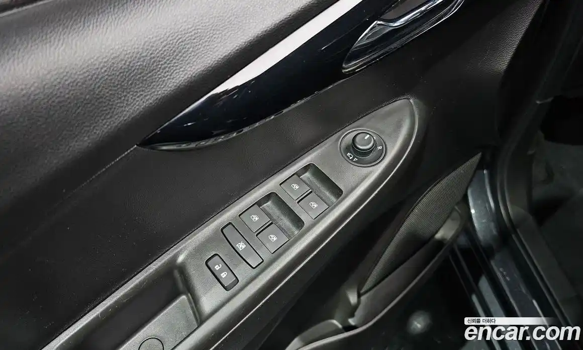 Chevrolet Spark 2019 1.0 автомат (гидро), фото 27