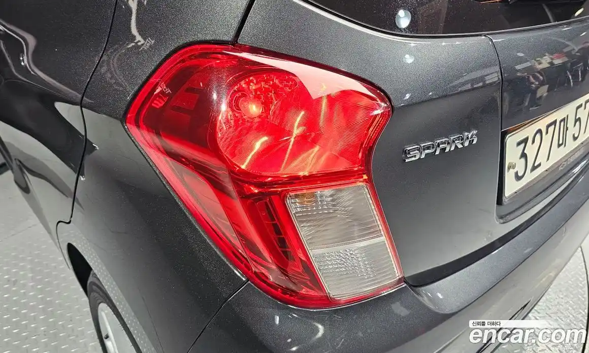 Chevrolet Spark 2019 1.0 автомат (гидро), фото 9