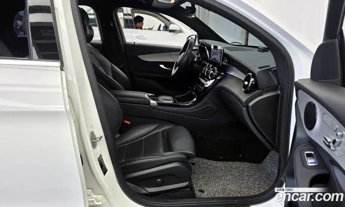 Mercedes-Benz GLC-Class 2020 2.0 автомат (гидро), фото 17