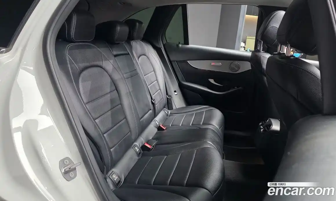 Mercedes-Benz GLC-Class 2016 2.1 гидро, фото 12 Mercedes-Benz GLC-Class 2016 2.1 гидро, фото 12