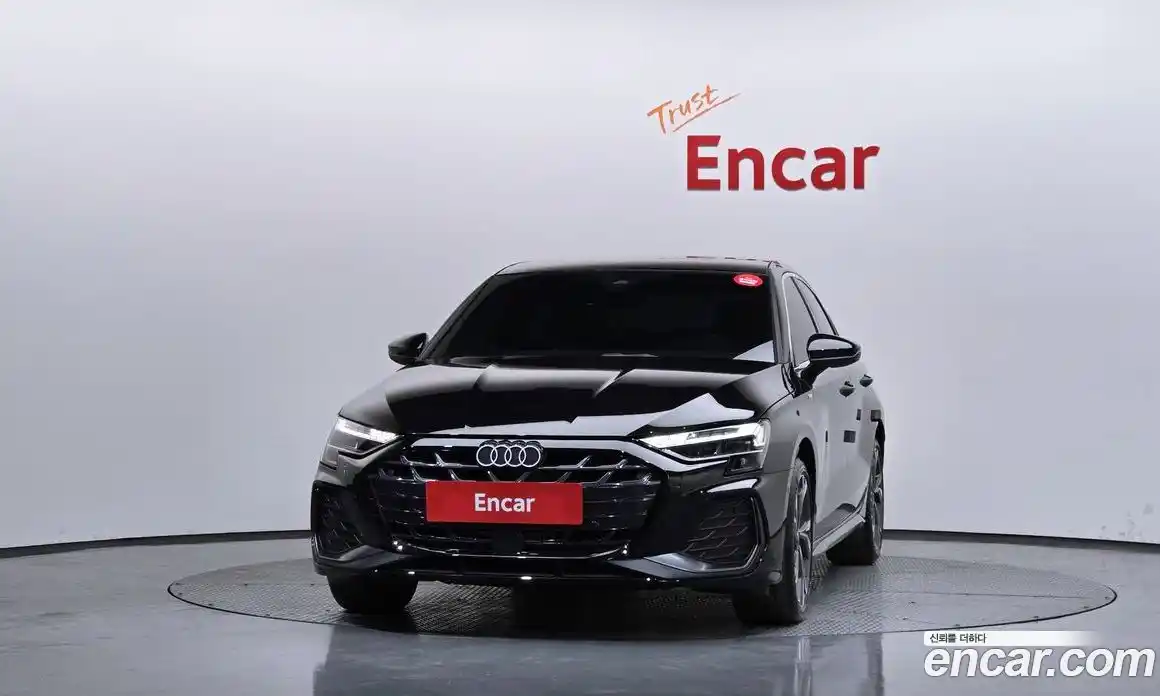 Audi A3 2025 2.0 автомат (гидро), фото 3