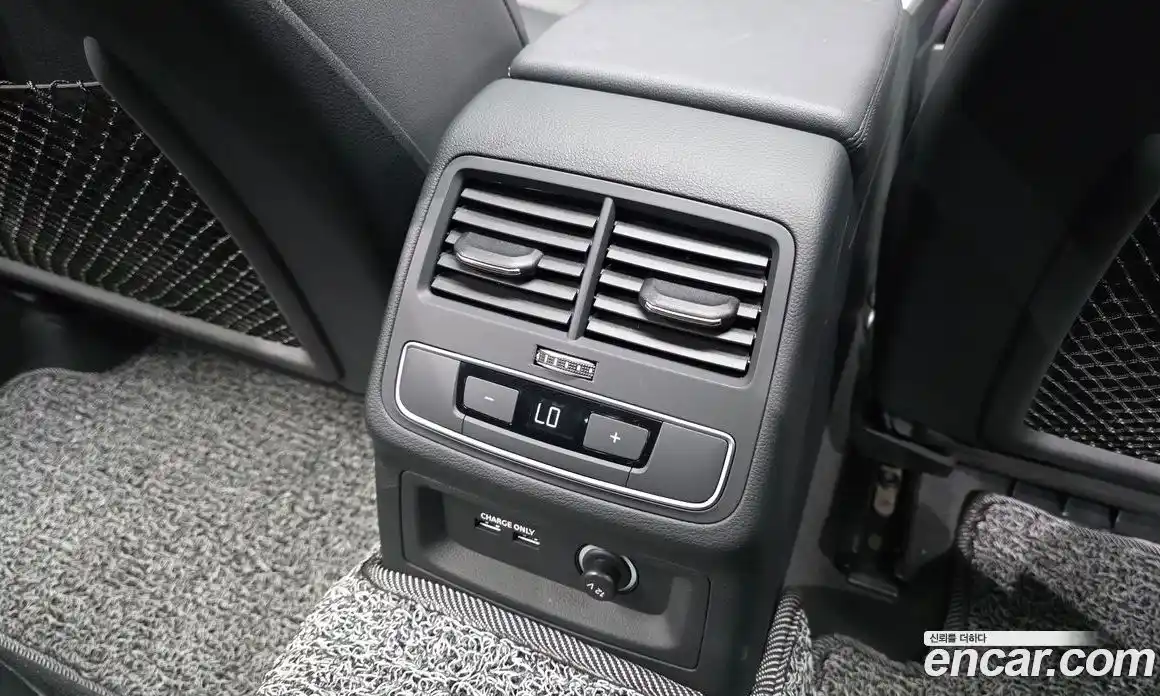 Audi A4 2023 2.0 автомат (гидро), фото 33