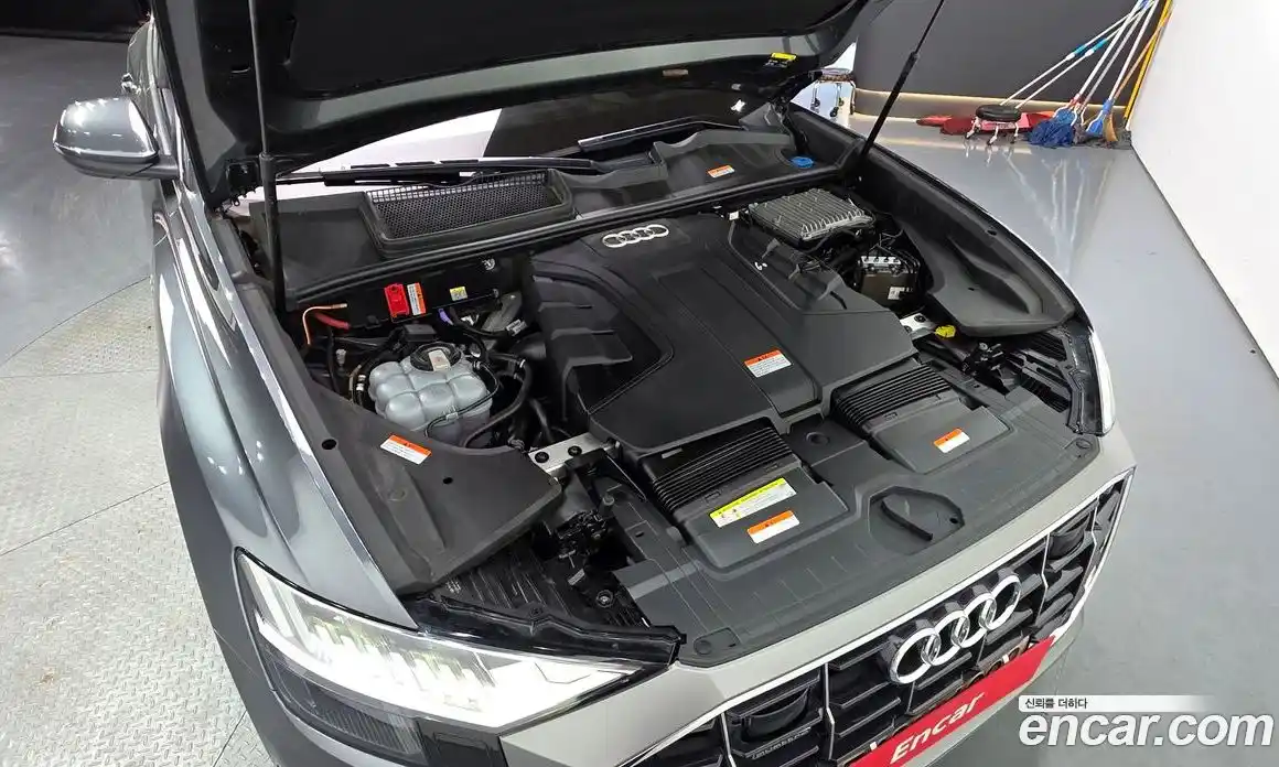 Audi Q8 2021 3.0 автомат (гидро), фото 6