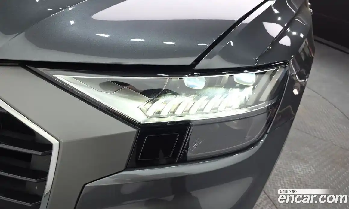Audi Q8 2021 3.0 автомат (гидро), фото 8