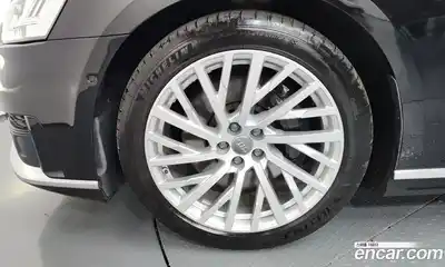 Audi A8 2019 3.0 автомат (гидро), миниатюра 4