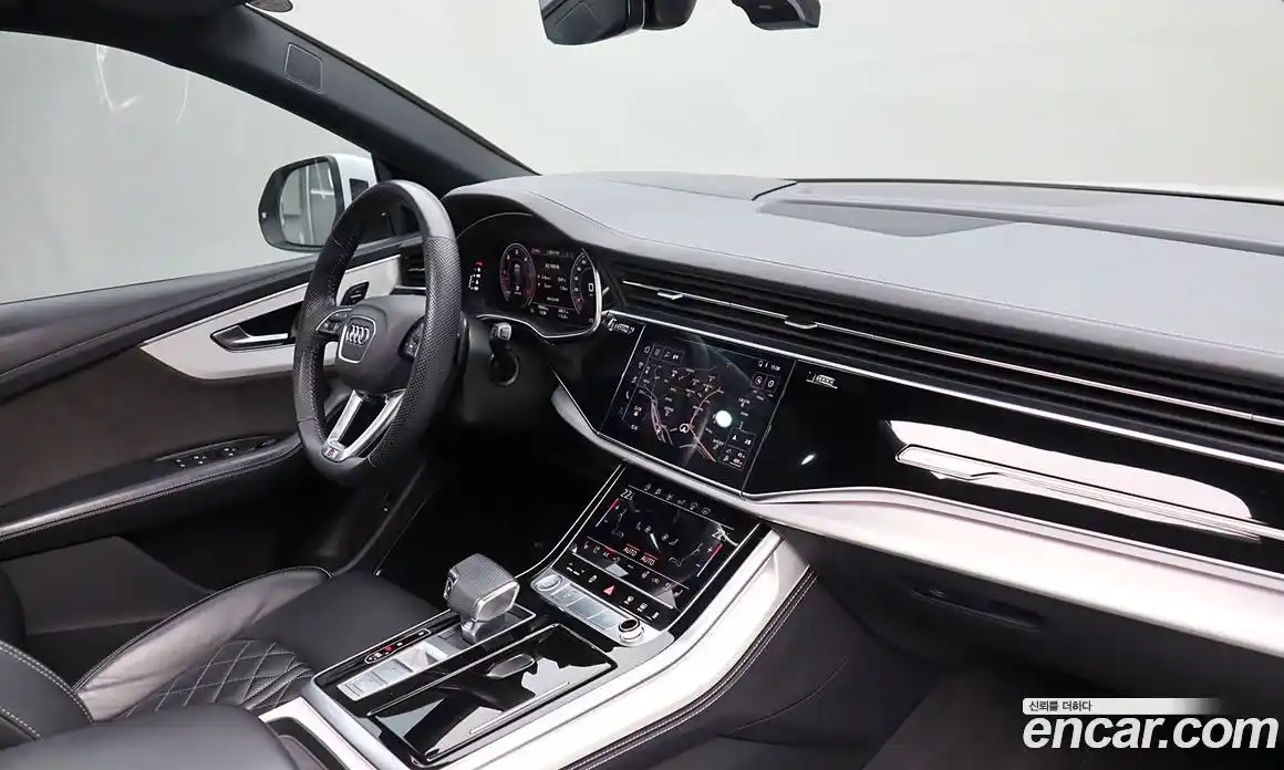 Audi Q8 2020 3.0 автомат (гидро), фото 19