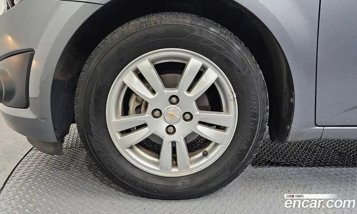 Chevrolet Aveo 2013 1.6 автомат (гидро), фото 5