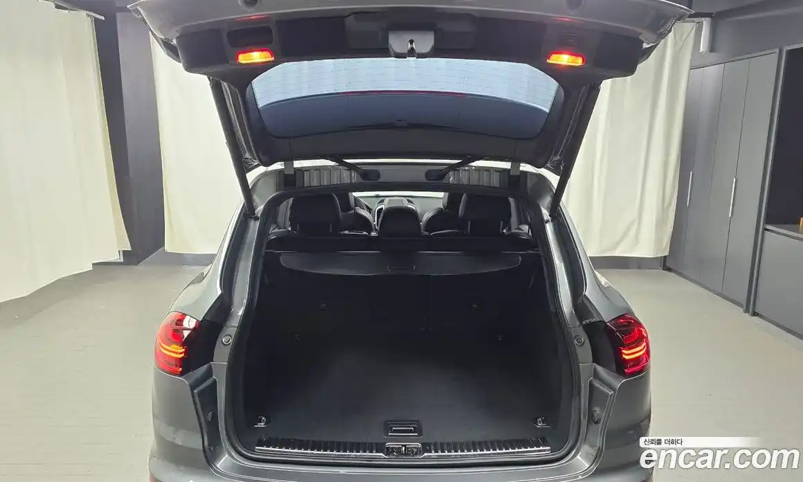Porsche Cayenne 2015 3.6 автомат (гидро), фото 20