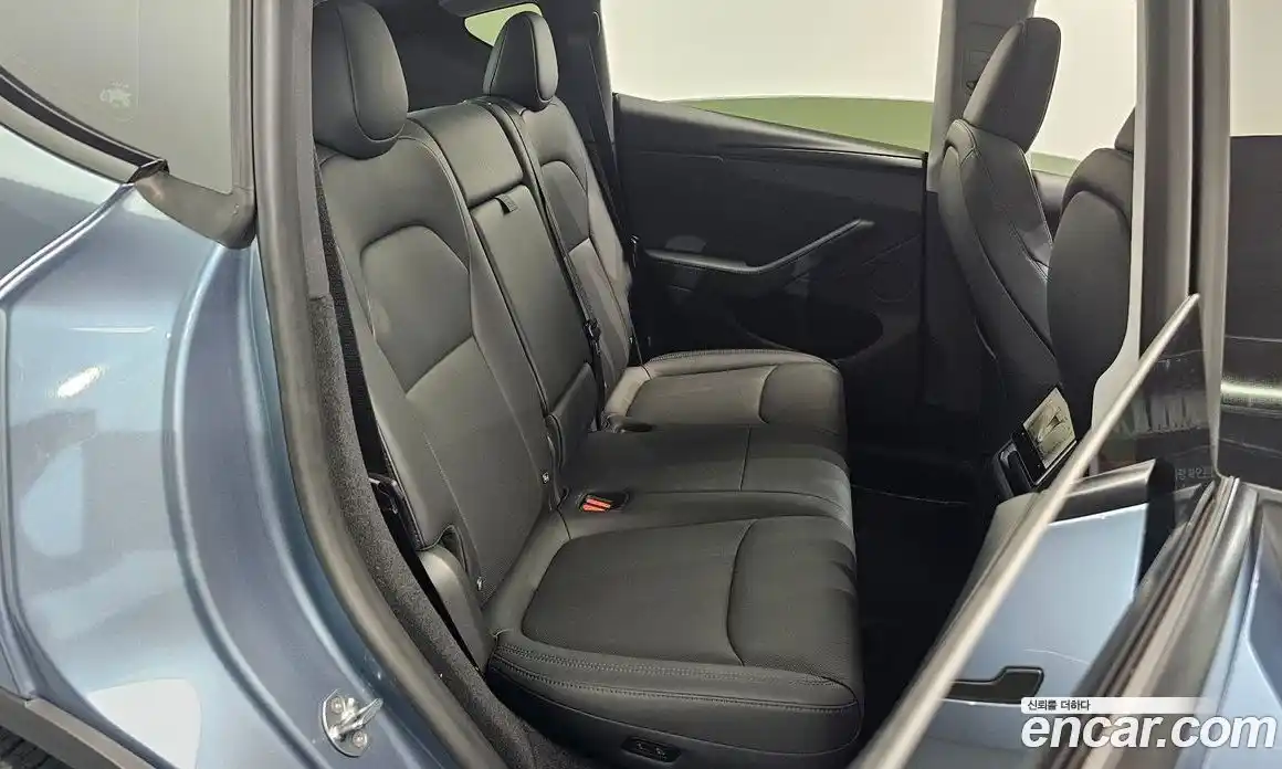 Tesla Model Y 2025 0.2 гидро, фото 16