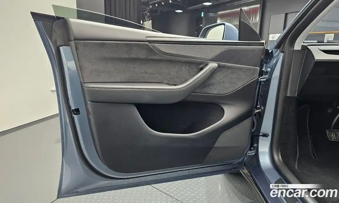 Tesla Model Y 2025 0.2 гидро, фото 21