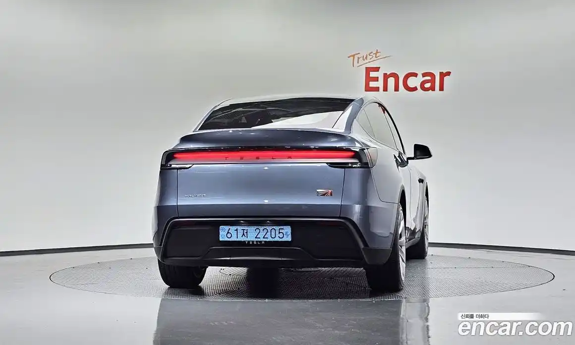 Tesla Model Y 2025 0.2 гидро, фото 3
