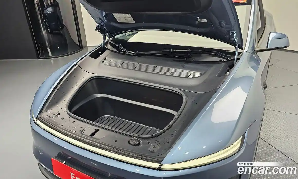 Tesla Model Y 2025 0.2 гидро, фото 5