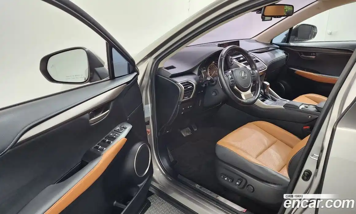 Lexus NX 2021 2.5 гидро, фото 13