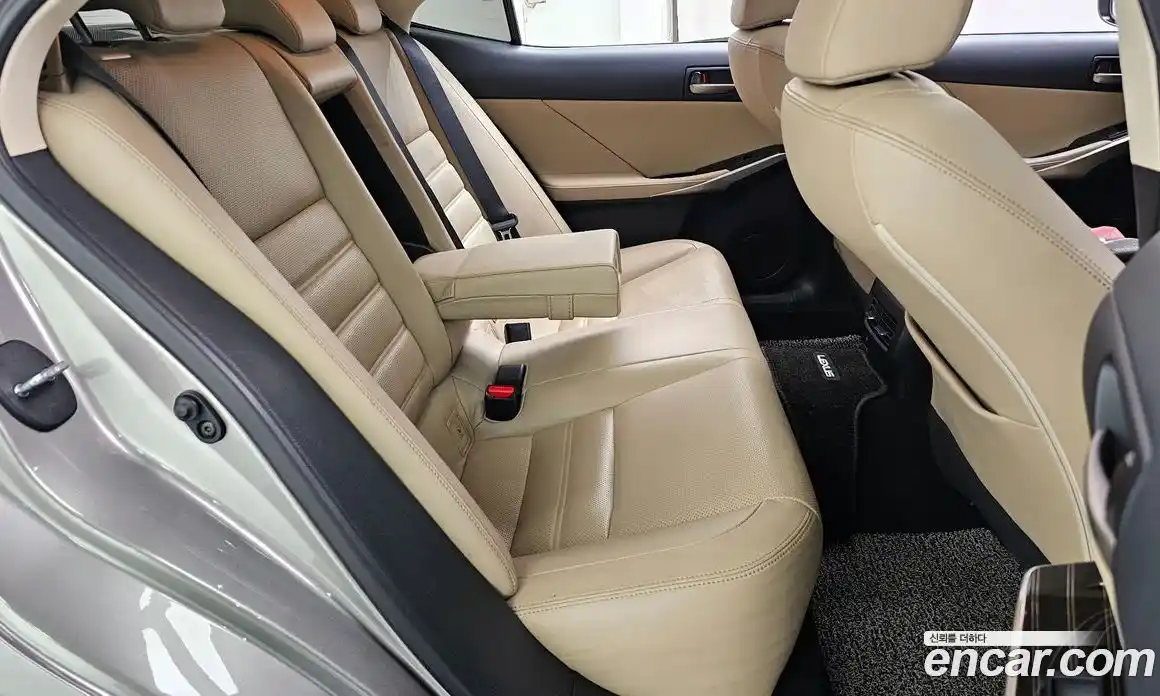 Lexus IS 2017 2.0 гидро, фото 12