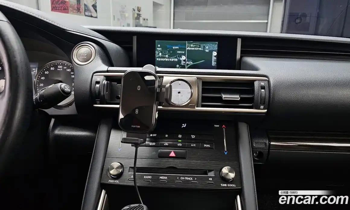Lexus IS 2017 2.0 гидро, фото 14