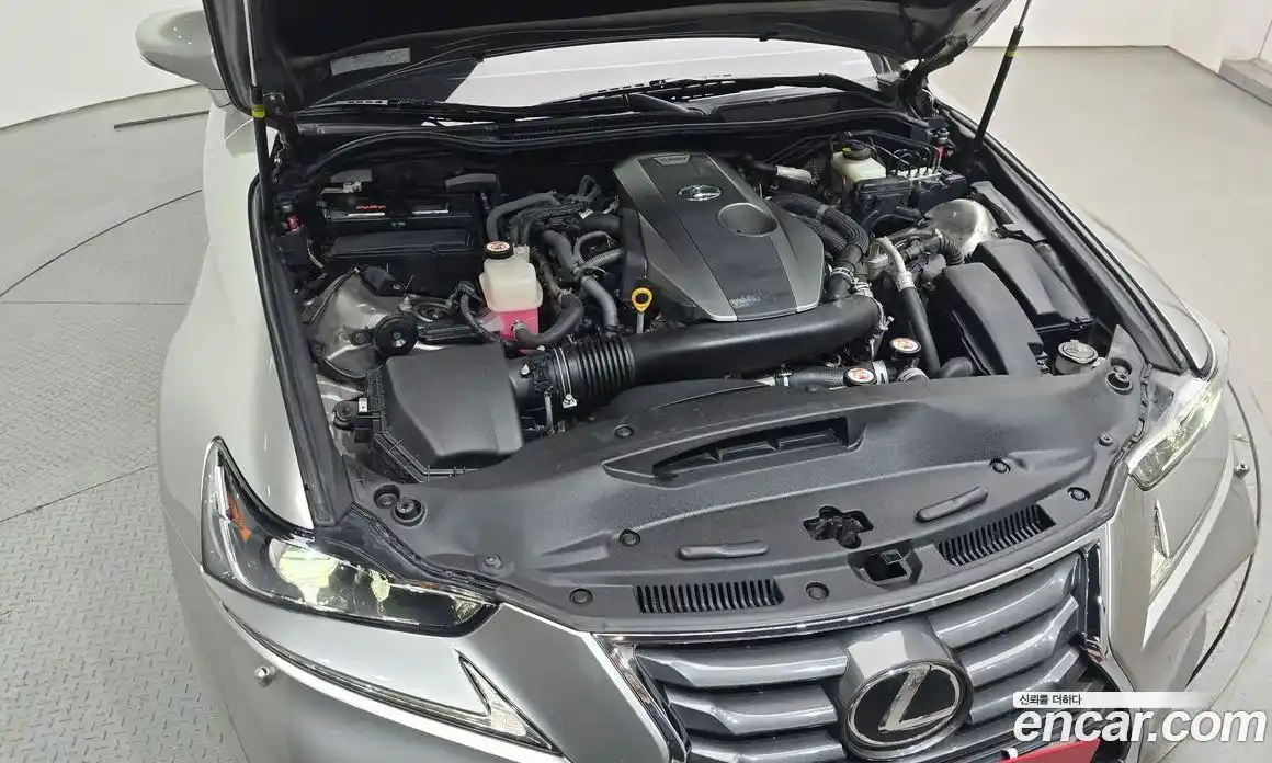 Lexus IS 2017 2.0 гидро, фото 6