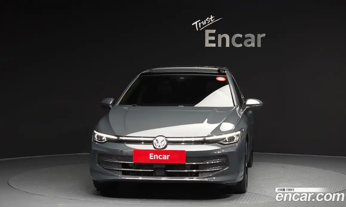 Volkswagen Golf 2025 2.0 автомат (гидро), фото 3