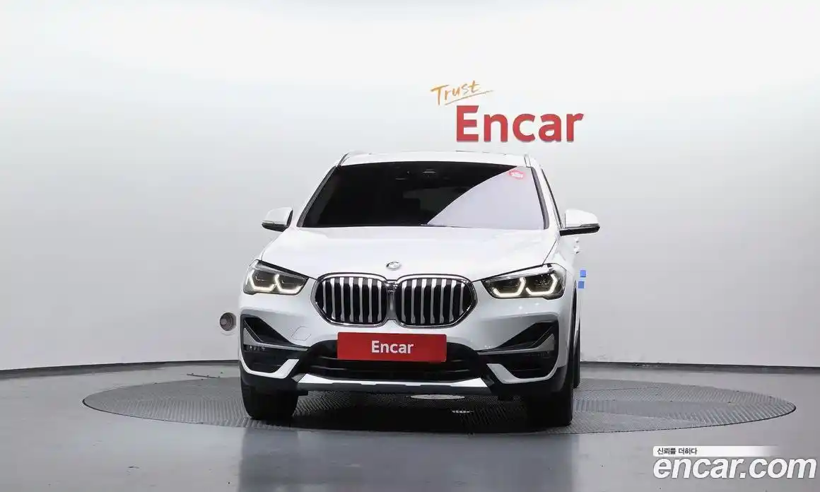 BMW X1 2021 2.0 автомат (гидро), фото 3