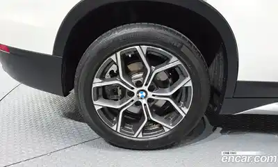 BMW X1 2021 2.0 автомат (гидро), миниатюра 5