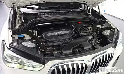 BMW X1 2021 2.0 автомат (гидро), миниатюра 6