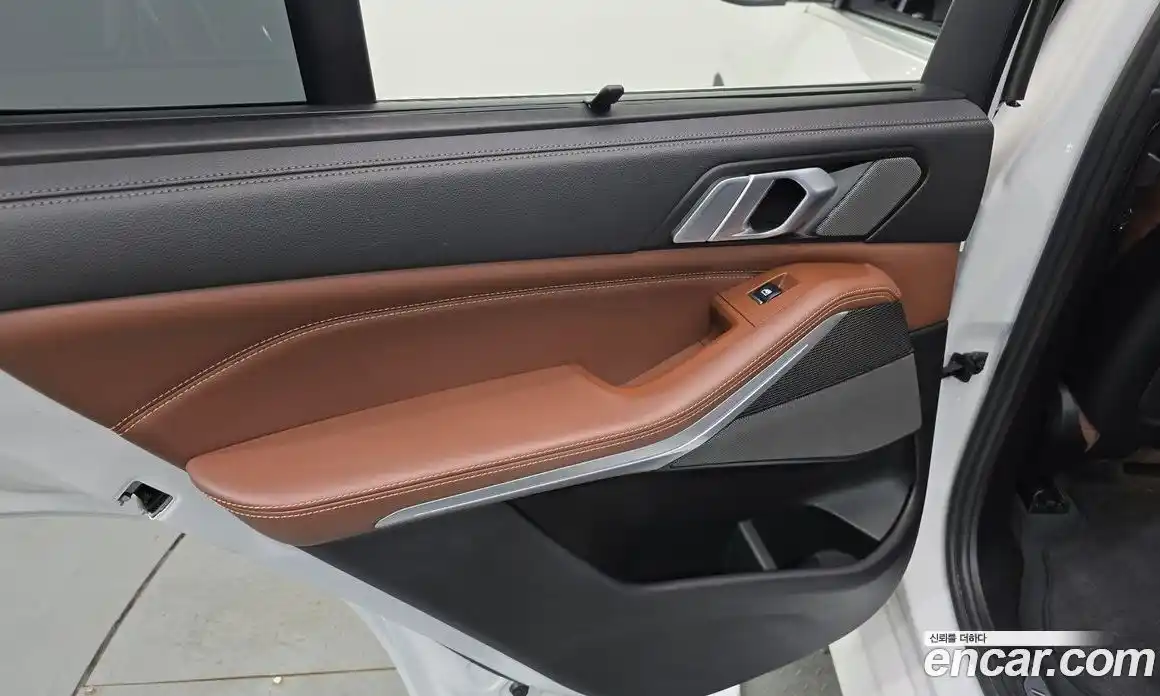 BMW X5 2023 3.0 автомат (гидро), фото 15