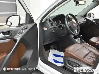 Volkswagen Tiguan 2015 2.0 автомат (гидро), миниатюра 11