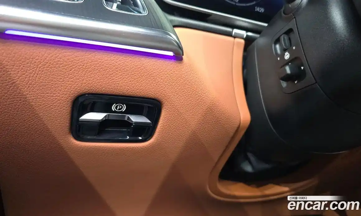 Mercedes-Benz S-Class 2025 3.0 автомат (гидро), фото 33