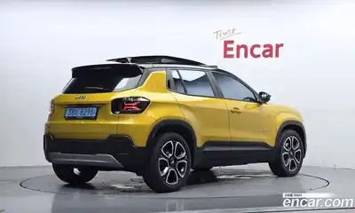 Jeep Avenger 2024 0.1 автомат (гидро), миниатюра 2