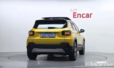 Jeep Avenger 2024 0.1 автомат (гидро), миниатюра 4