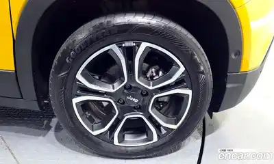 Jeep Avenger 2024 0.1 автомат (гидро), миниатюра 7