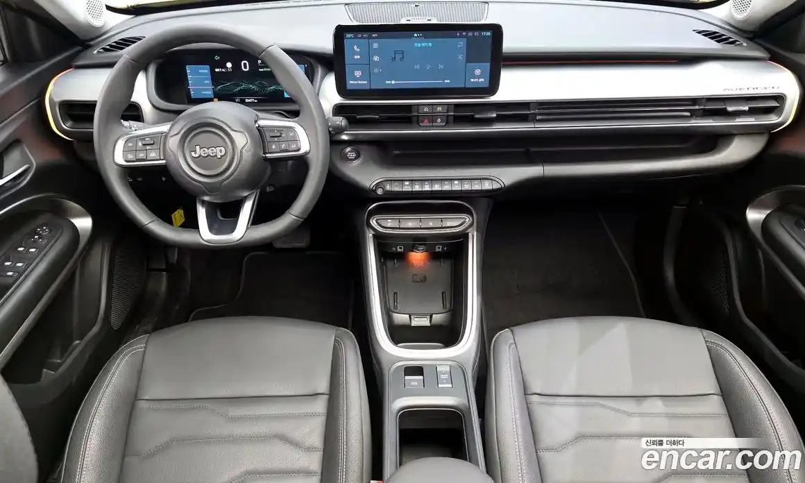 Jeep Avenger 2024 0.1 автомат (гидро), фото 10